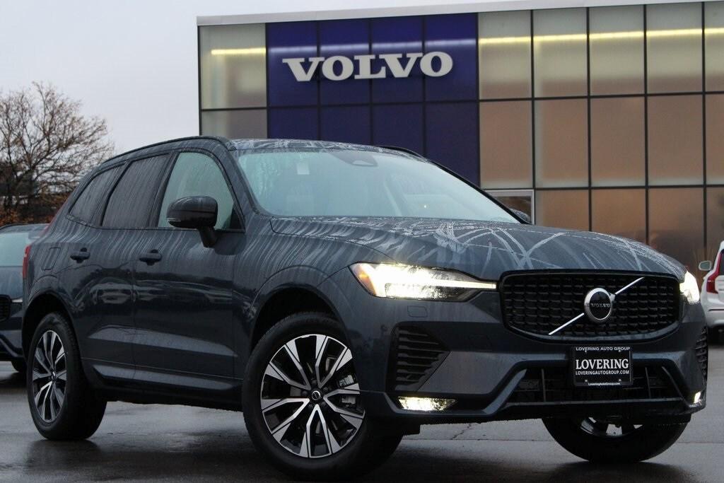 new 2025 Volvo XC60 car