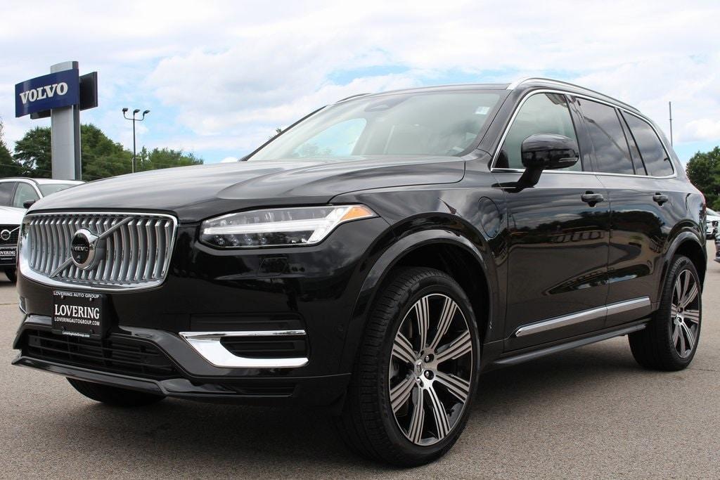 new 2025 Volvo XC90 Plug-In Hybrid car