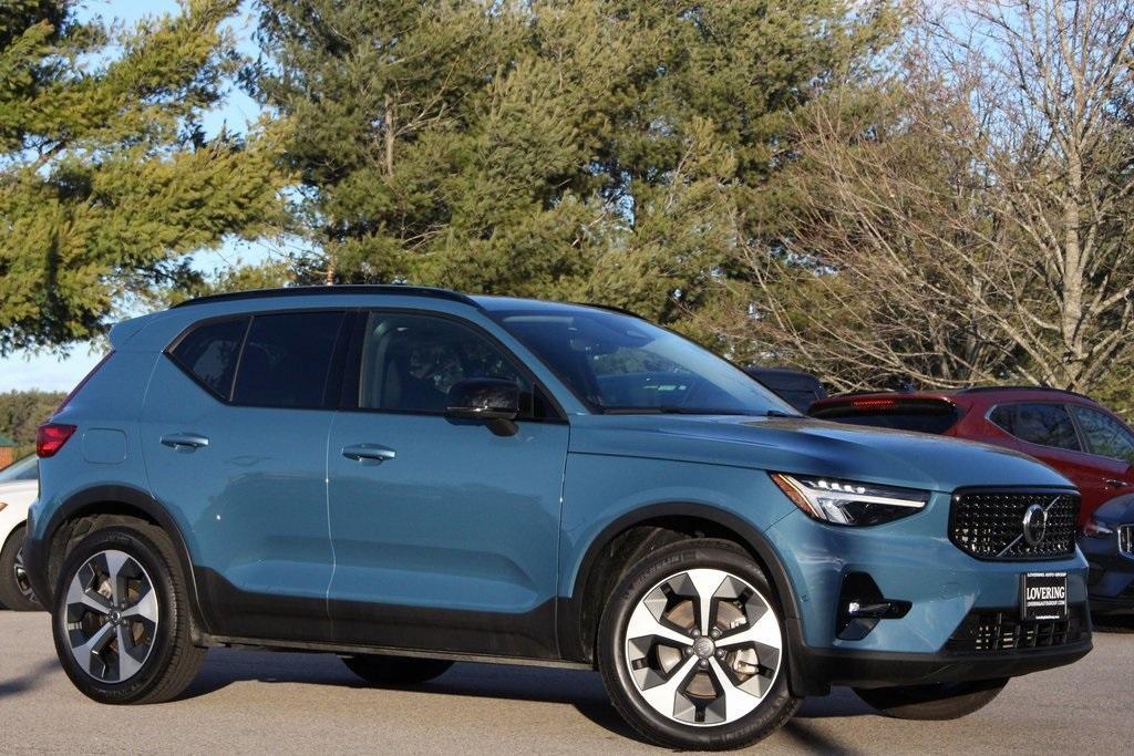 used 2024 Volvo XC40 car, priced at $35,563