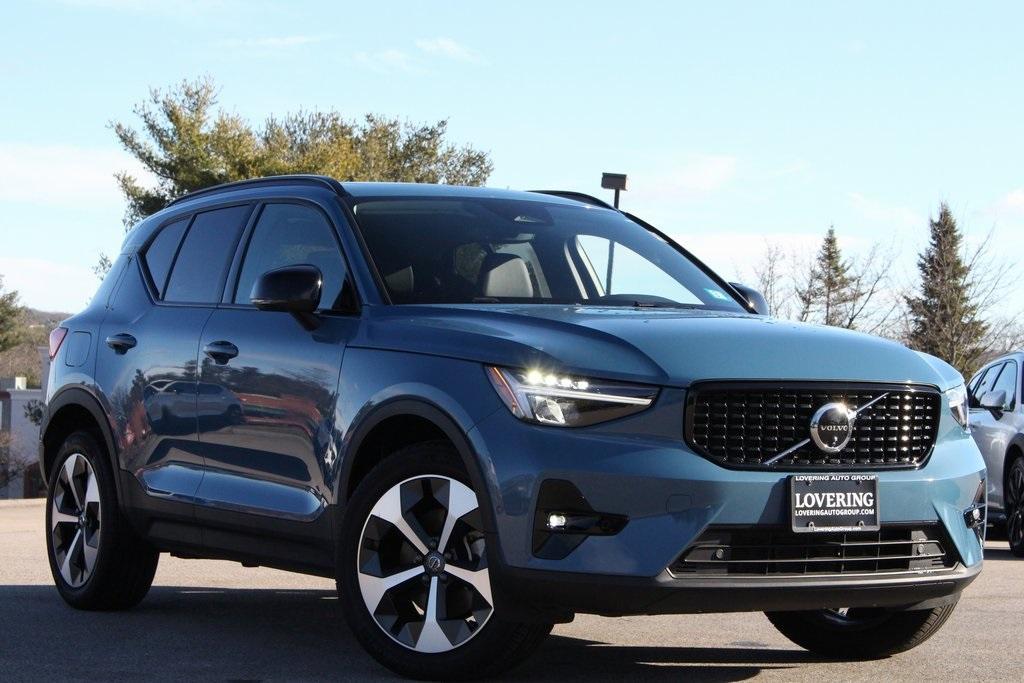 used 2024 Volvo XC40 car, priced at $34,306