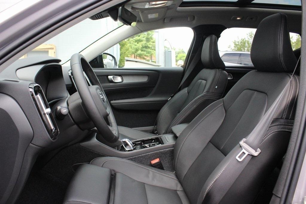 new 2026 Volvo XC40 car, priced at $50,150