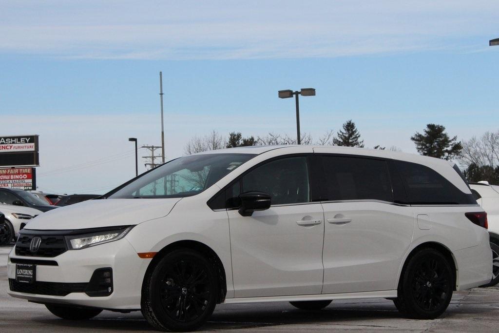 used 2025 Honda Odyssey car, priced at $40,624