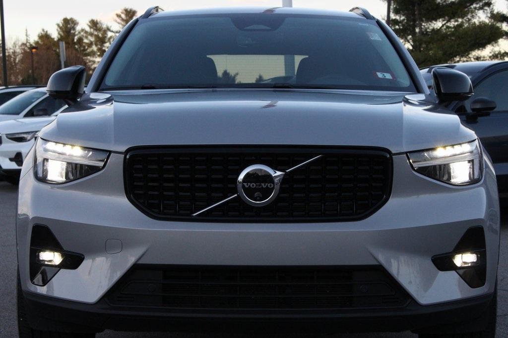 used 2024 Volvo XC40 car, priced at $33,779