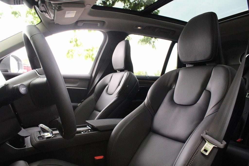 new 2025 Volvo XC90 Plug-In Hybrid car, priced at $83,400