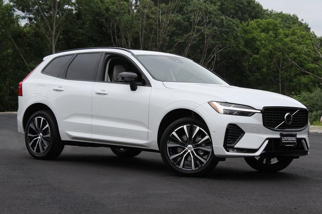 new 2025 Volvo XC60 car, priced at $55,360