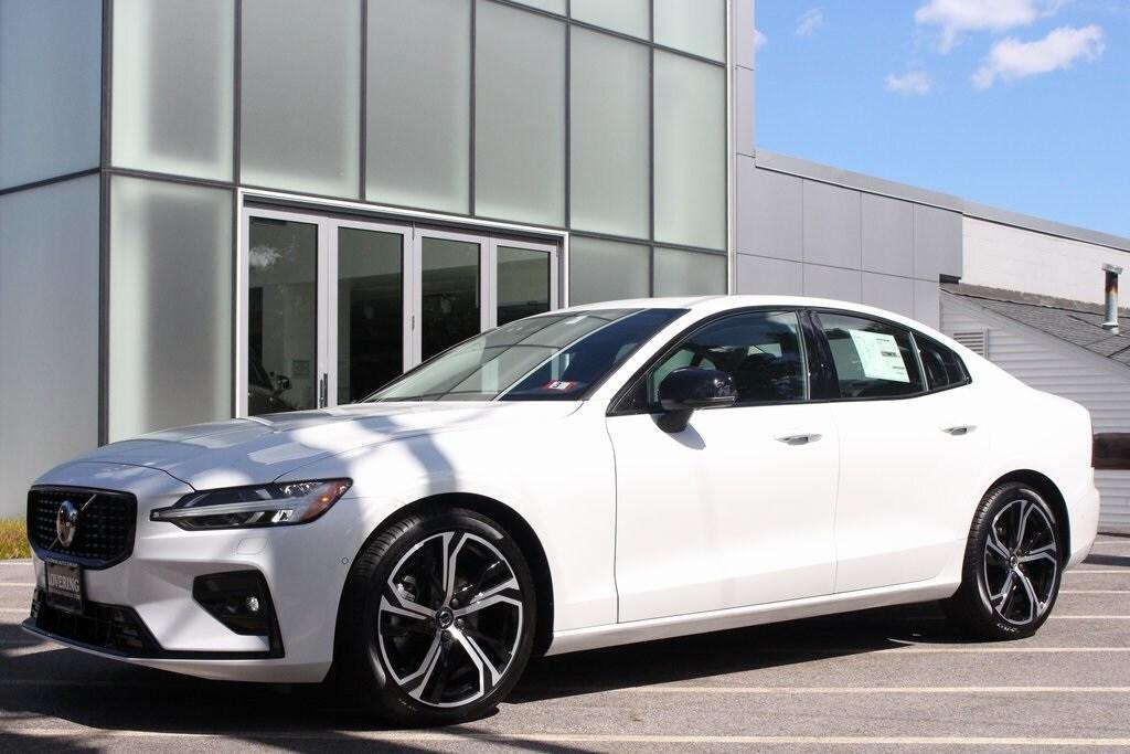 new 2024 Volvo S60 car, priced at $47,406