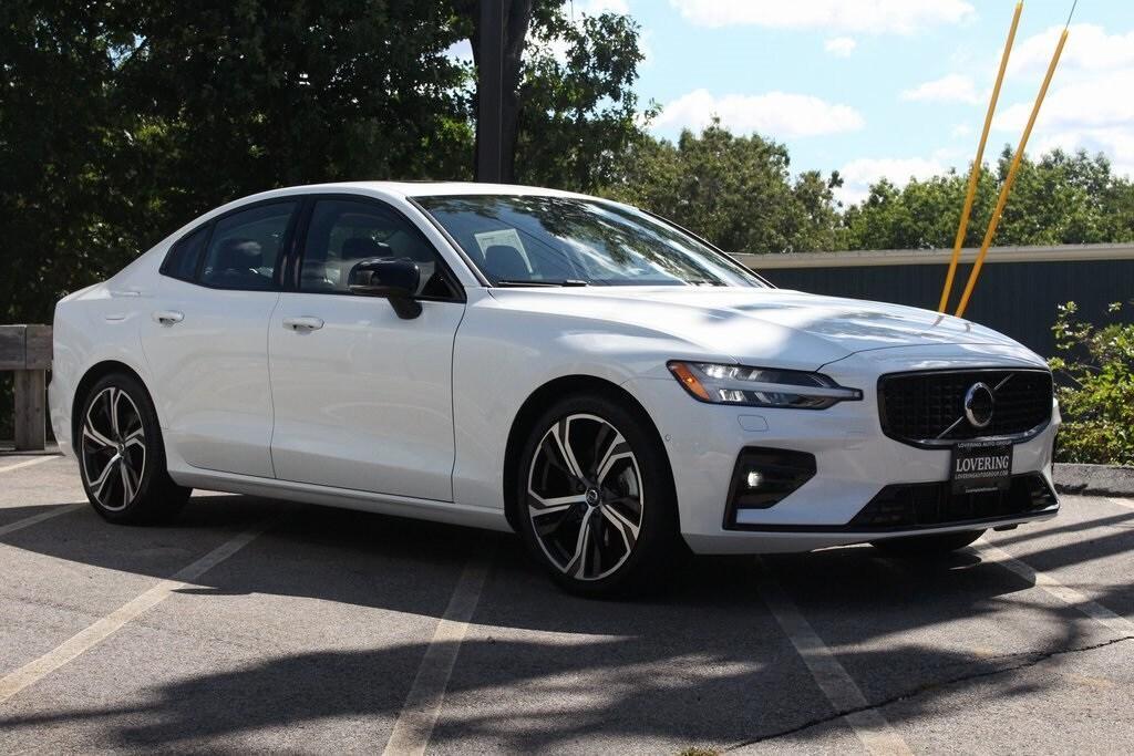 new 2024 Volvo S60 car, priced at $41,434