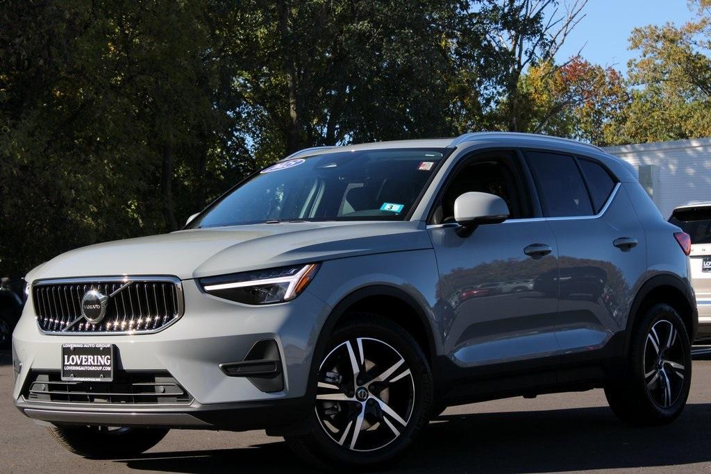 used 2025 Volvo XC40 car, priced at $33,272