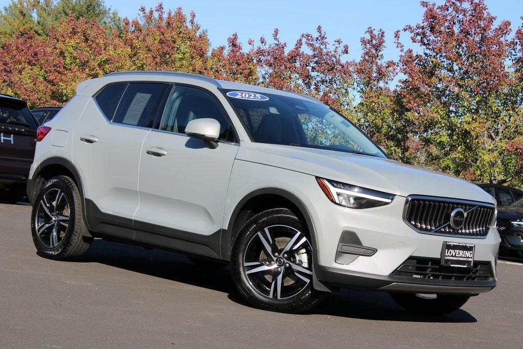 used 2025 Volvo XC40 car, priced at $33,272