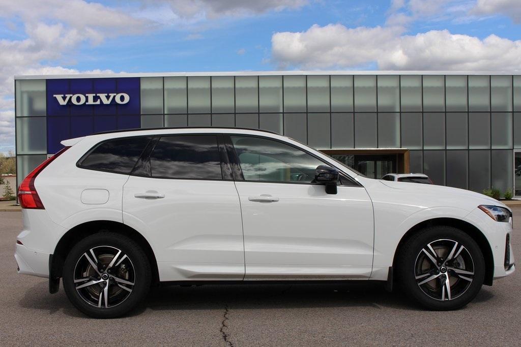 used 2022 Volvo XC60 car, priced at $43,246