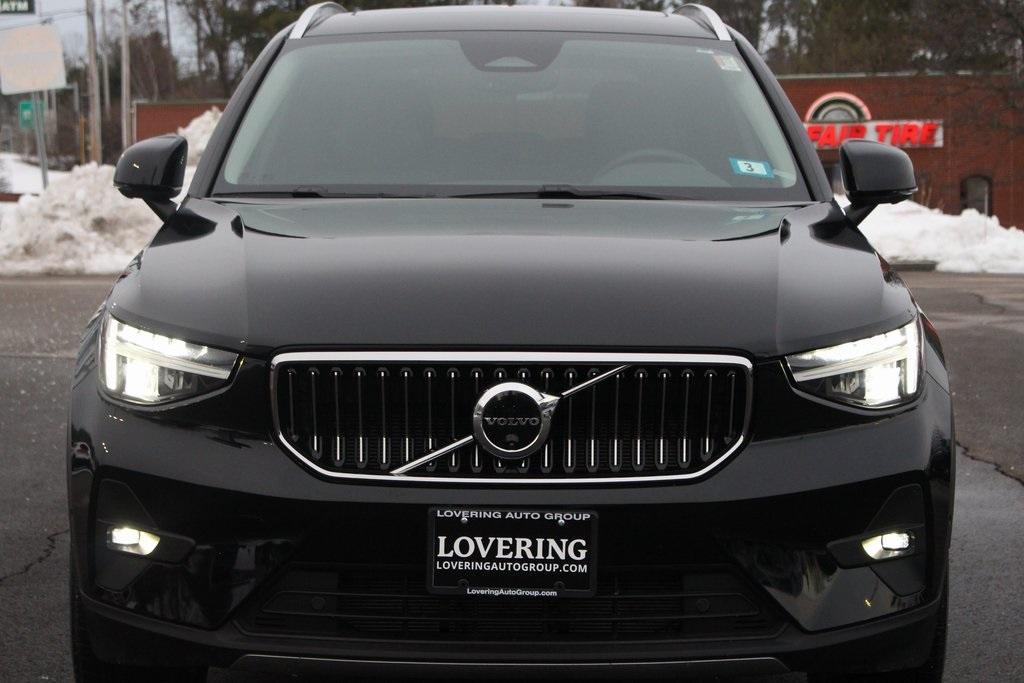 used 2024 Volvo XC40 car, priced at $35,477