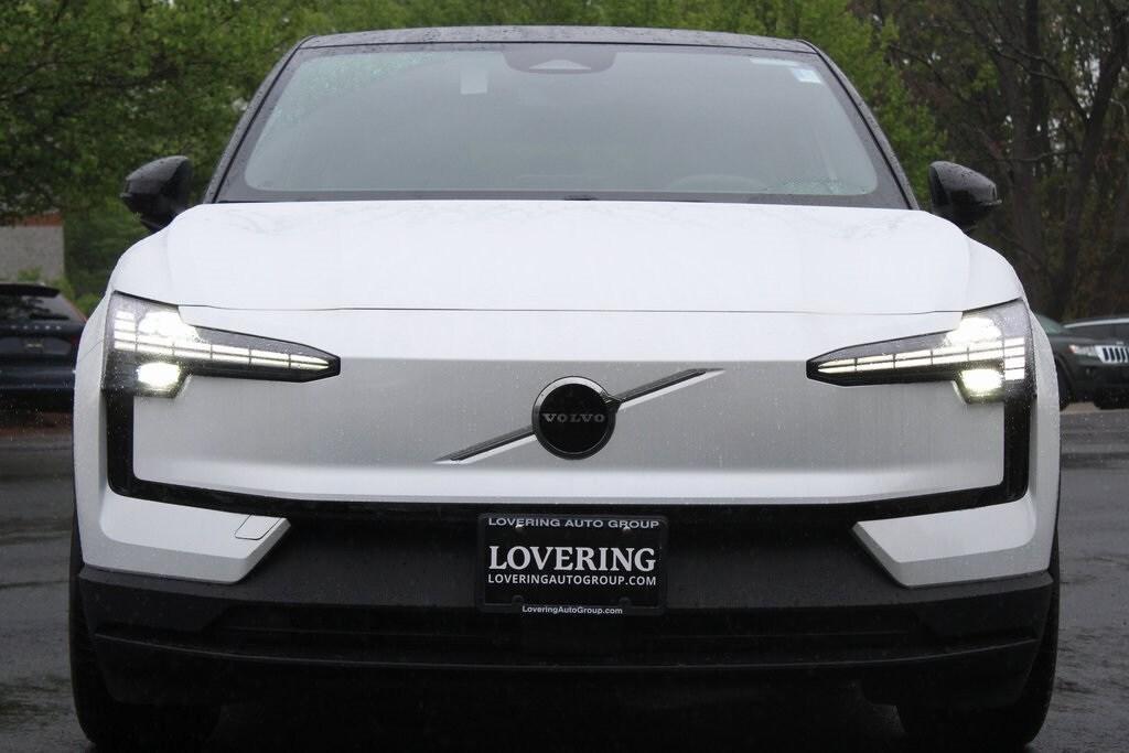 new 2025 Volvo EX30 car