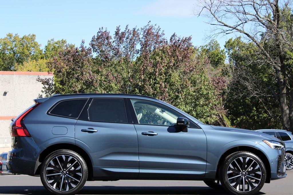 new 2026 Volvo XC60 car, priced at $64,750