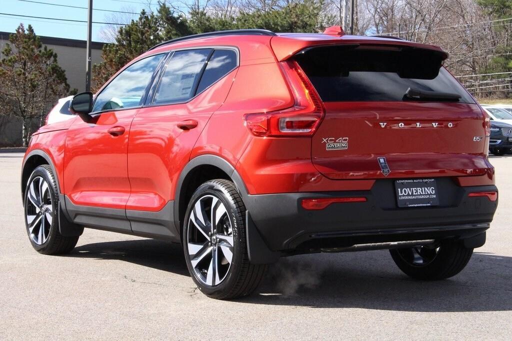 new 2024 Volvo XC40 car, priced at $51,100