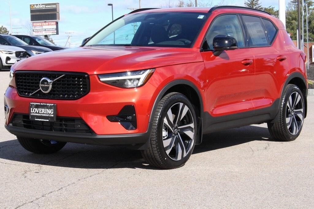 new 2024 Volvo XC40 car, priced at $51,100