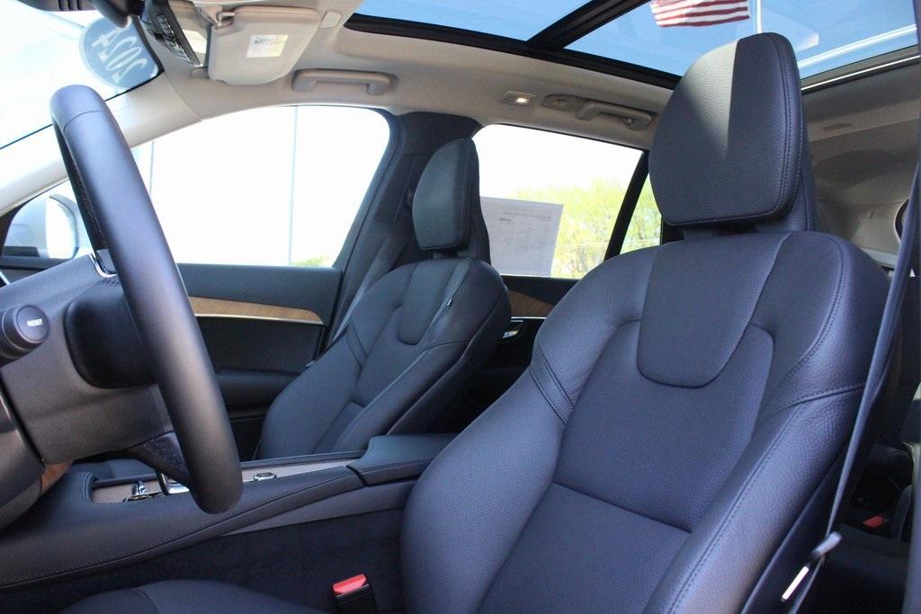 used 2024 Volvo XC90 Recharge Plug-In Hybrid car, priced at $63,988