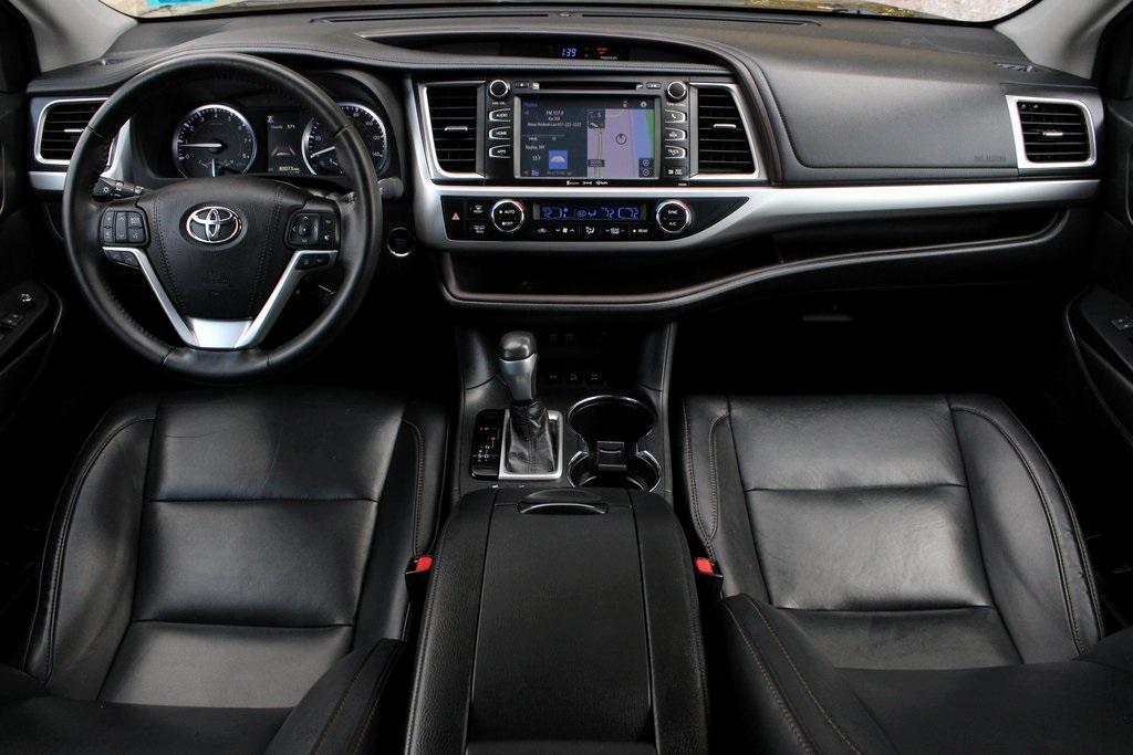 used 2019 Toyota Highlander car, priced at $24,477