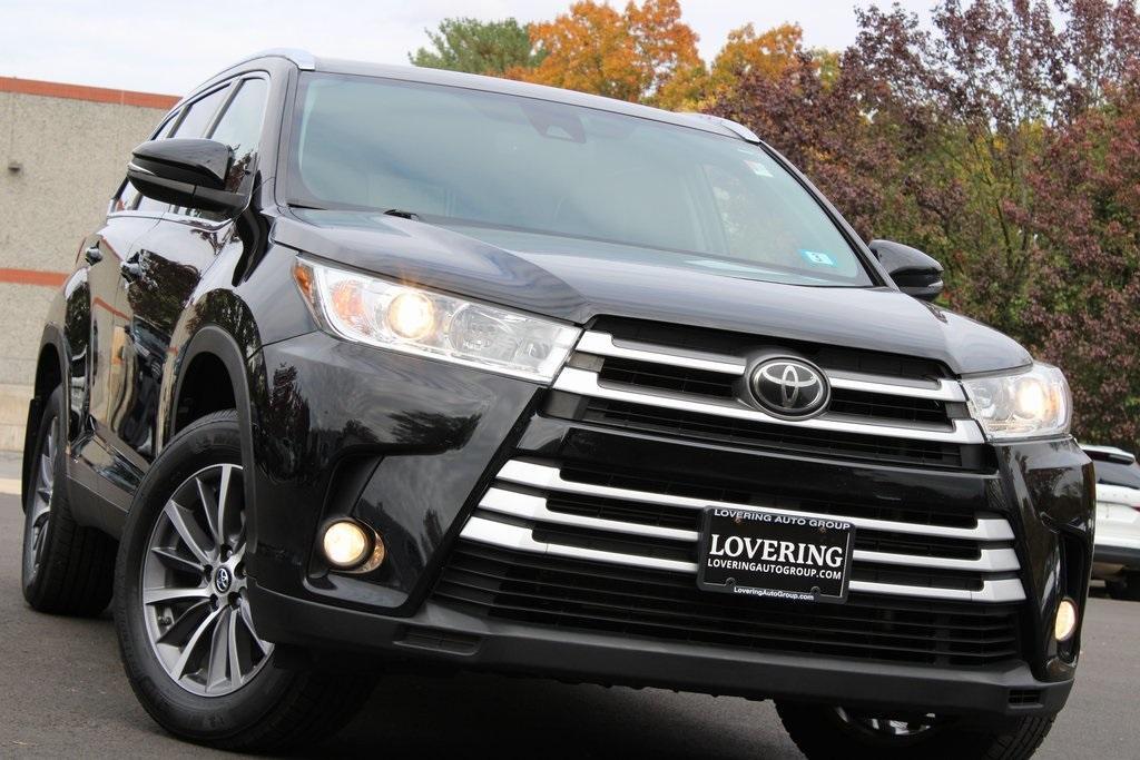 used 2019 Toyota Highlander car, priced at $24,477