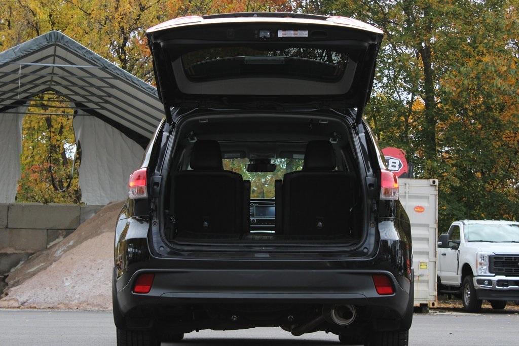 used 2019 Toyota Highlander car, priced at $24,477