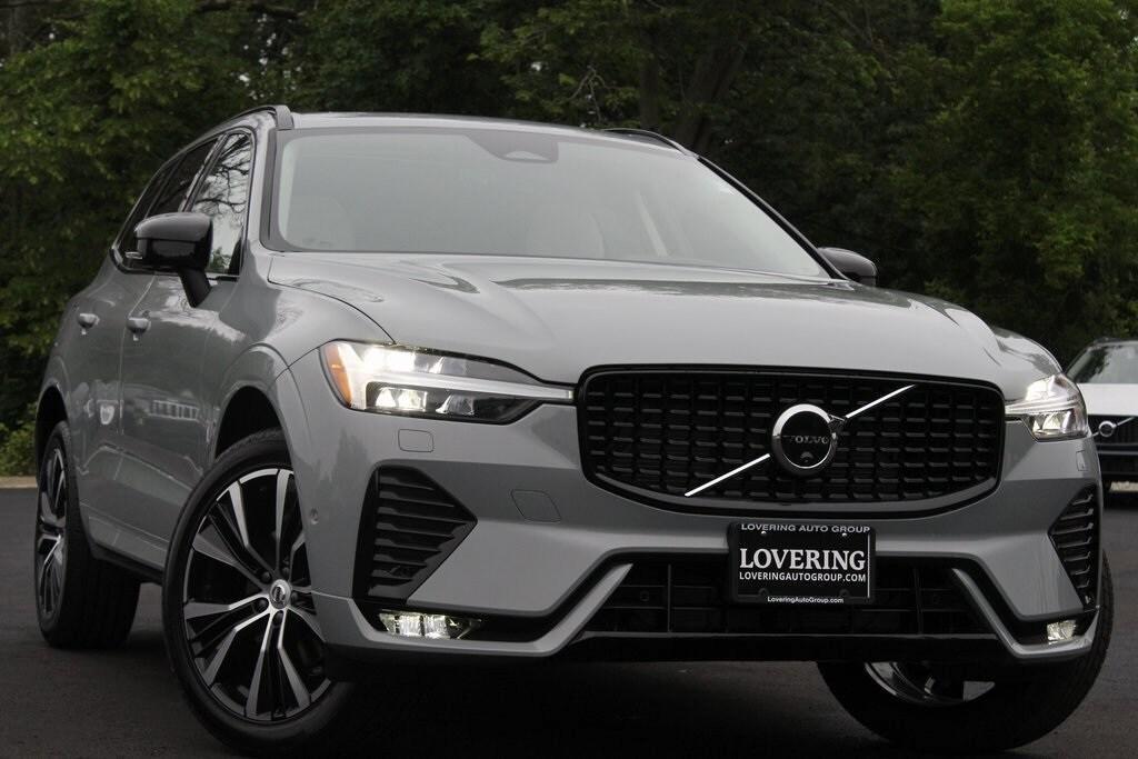 new 2025 Volvo XC60 car, priced at $55,360