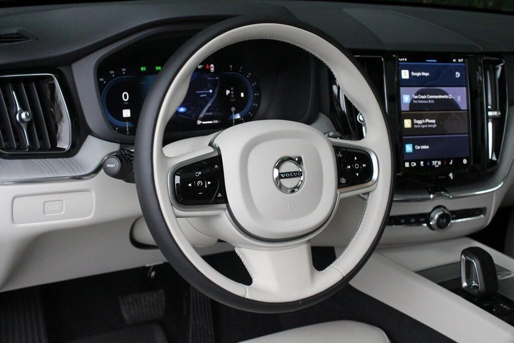 new 2025 Volvo XC60 car, priced at $55,360