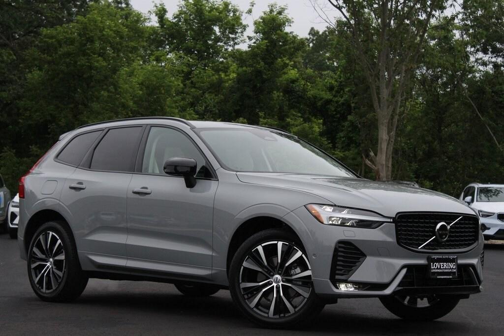 new 2025 Volvo XC60 car, priced at $55,360
