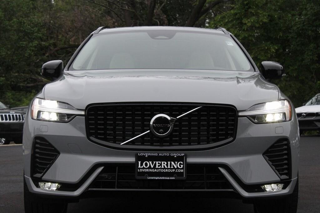 new 2025 Volvo XC60 car, priced at $55,360