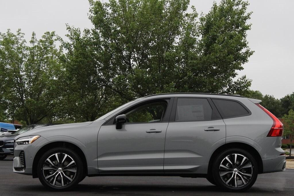 new 2025 Volvo XC60 car, priced at $55,360
