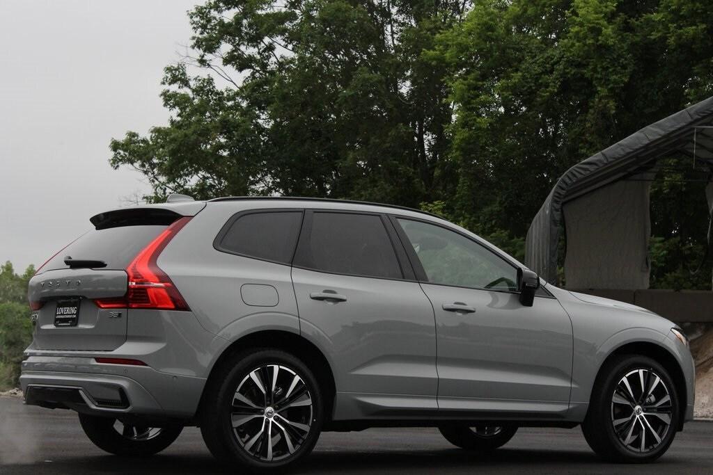 new 2025 Volvo XC60 car, priced at $55,360
