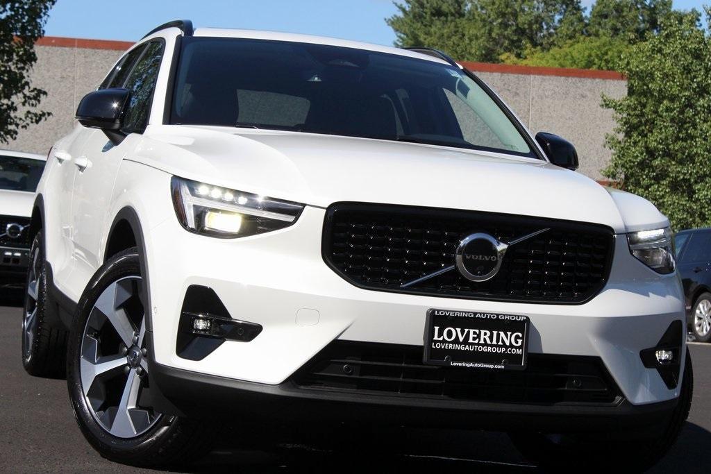 new 2026 Volvo XC40 car, priced at $50,150