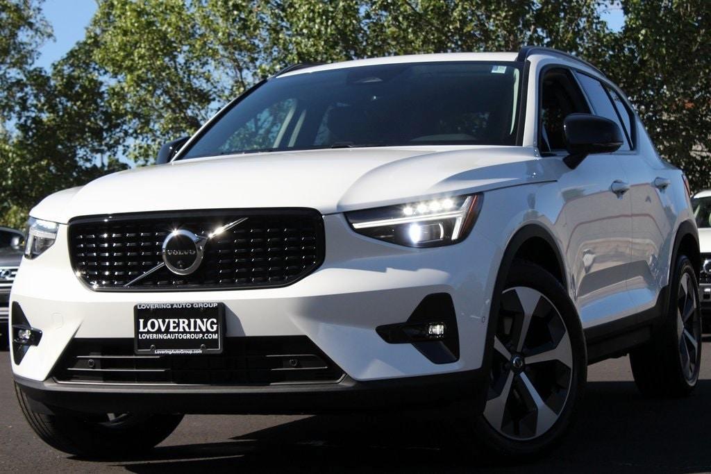 new 2026 Volvo XC40 car, priced at $50,150
