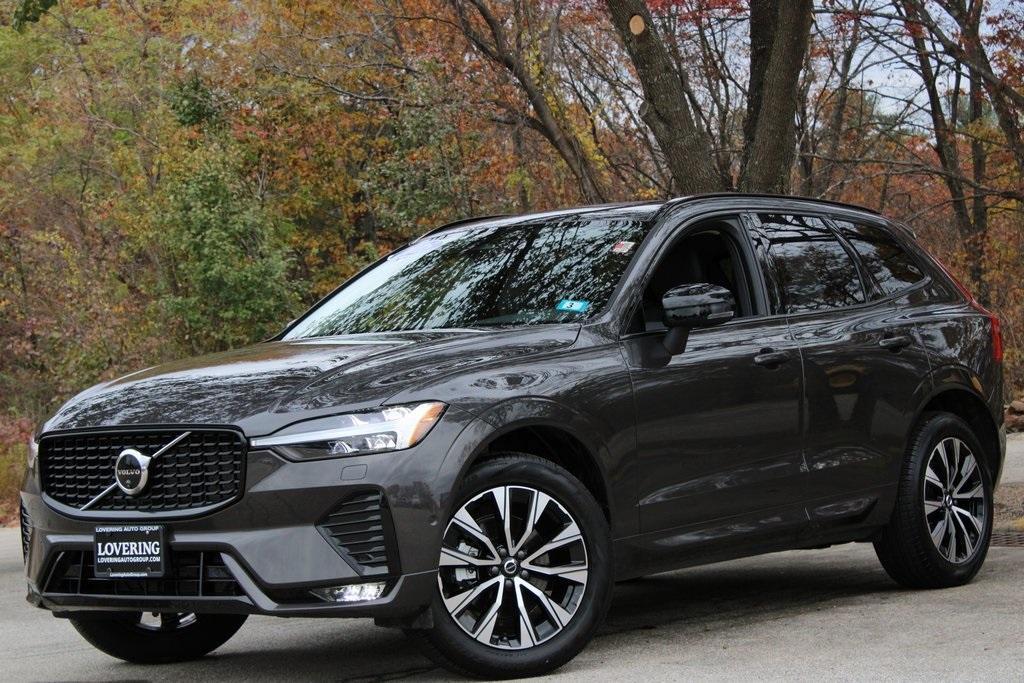 used 2025 Volvo XC60 car, priced at $40,917