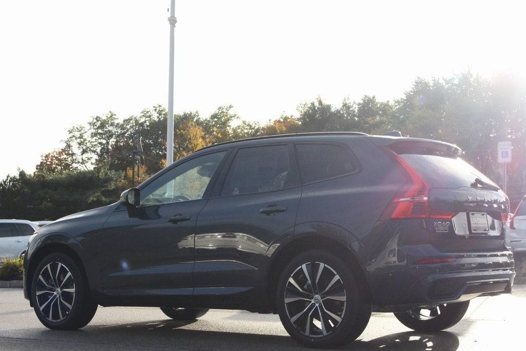 new 2025 Volvo XC60 car