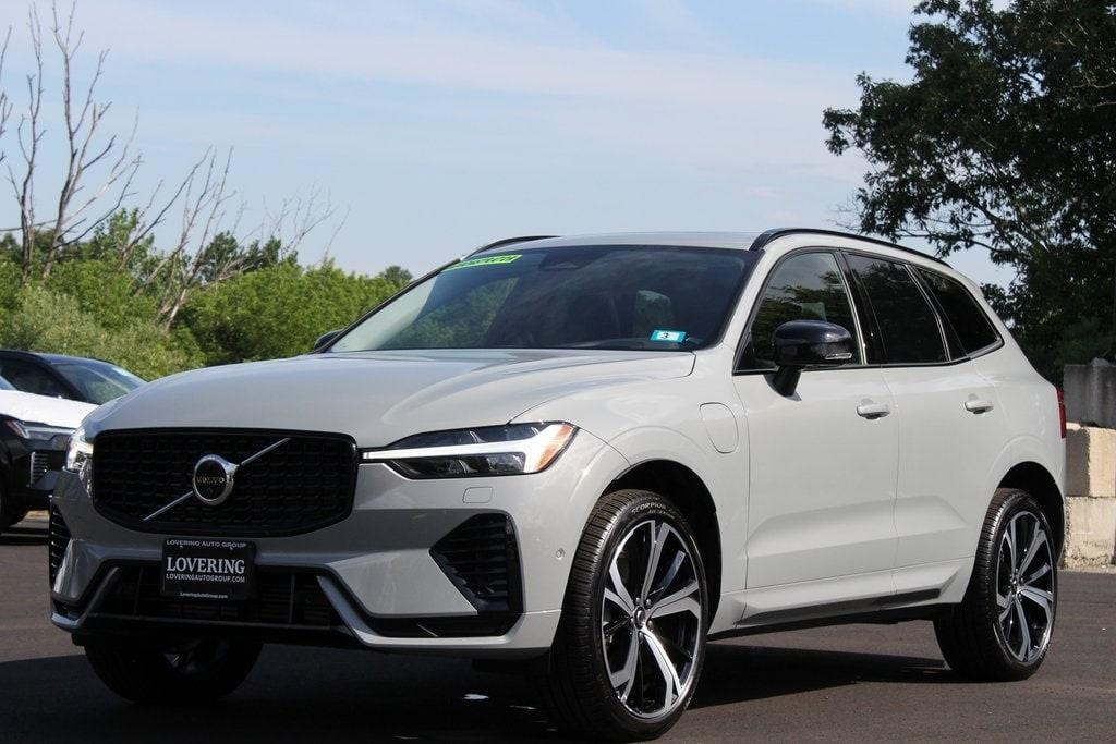 new 2025 Volvo XC60 Plug-In Hybrid car, priced at $72,225