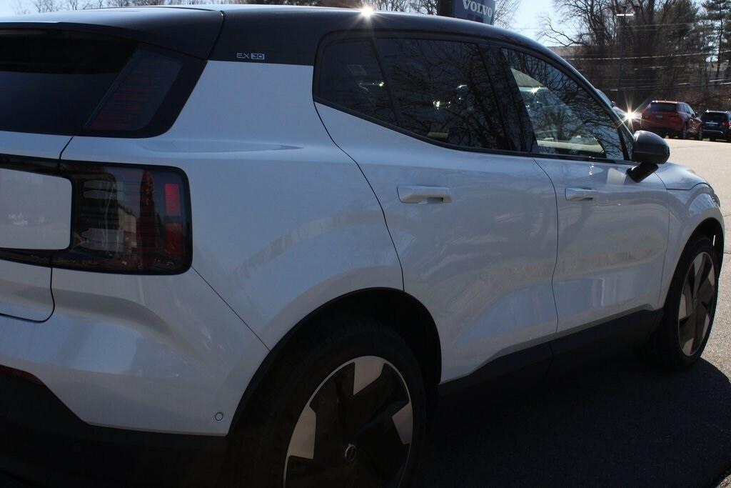new 2025 Volvo EX30 car