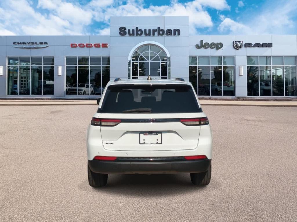 used 2023 Jeep Grand Cherokee car, priced at $32,491