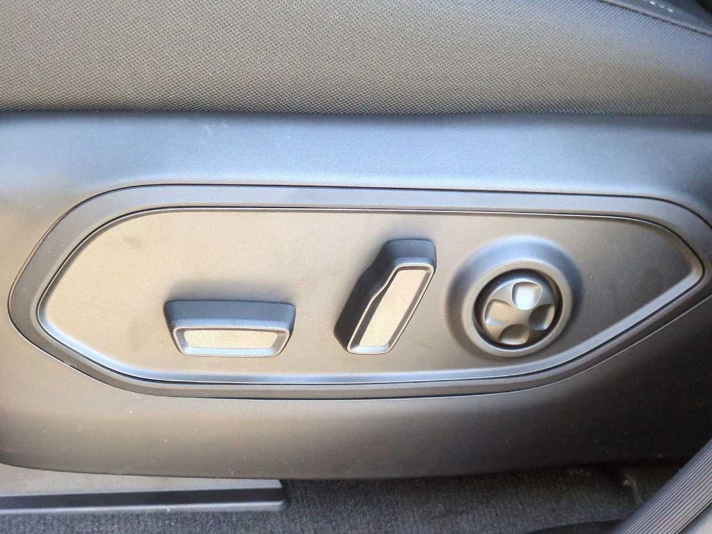new 2025 Jeep Grand Cherokee car, priced at $36,544