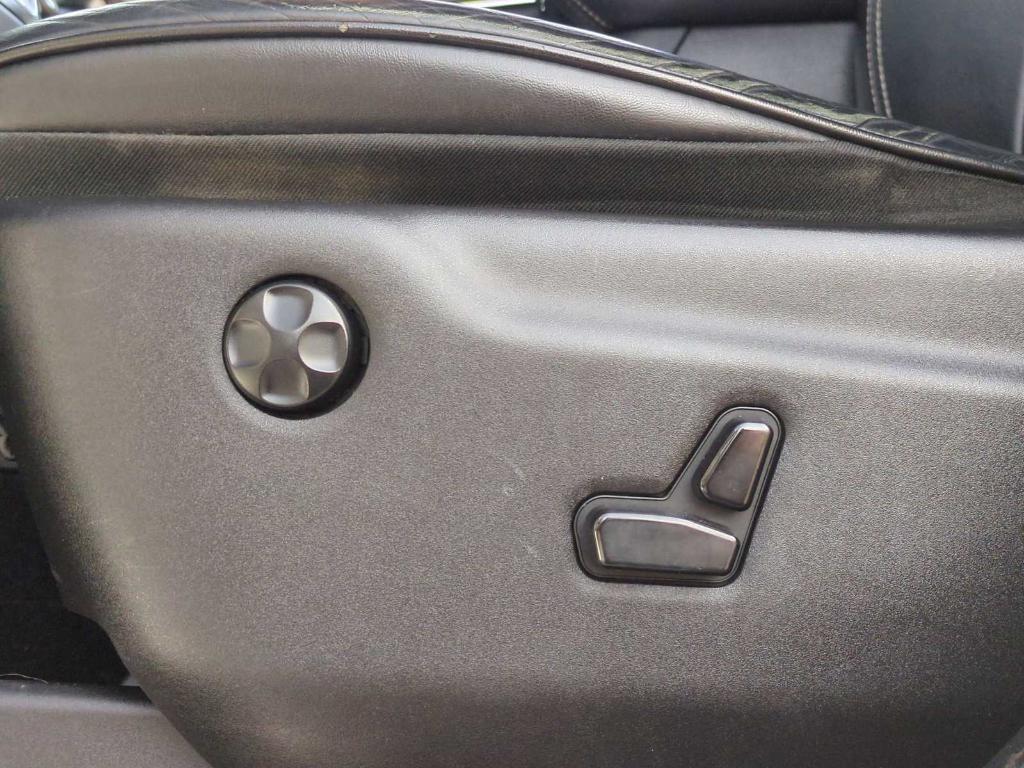 used 2017 Jeep Grand Cherokee car, priced at $17,990