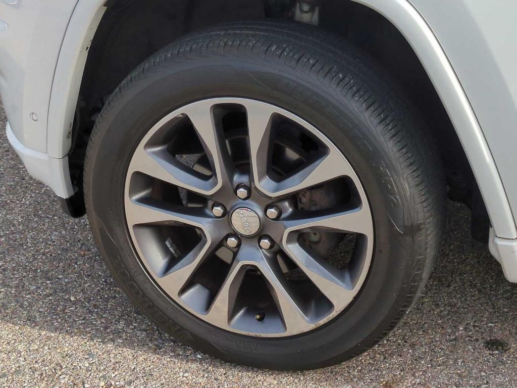 used 2017 Jeep Grand Cherokee car, priced at $17,990