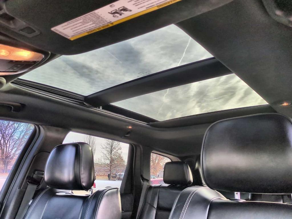 used 2017 Jeep Grand Cherokee car, priced at $17,990