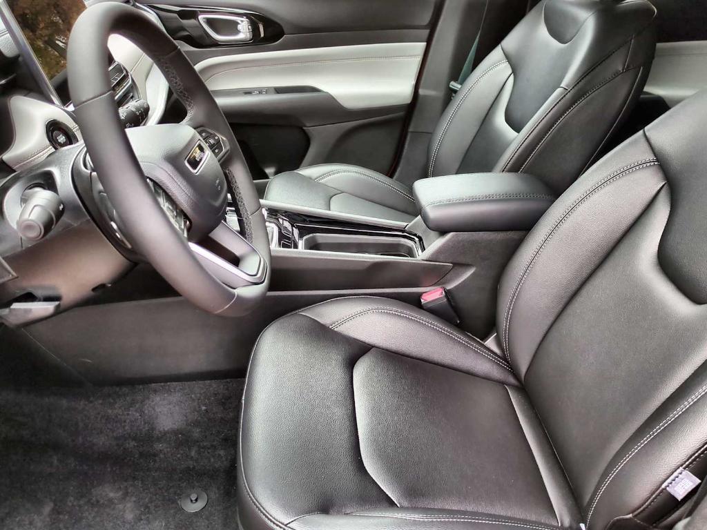 new 2026 Jeep Compass car, priced at $29,573