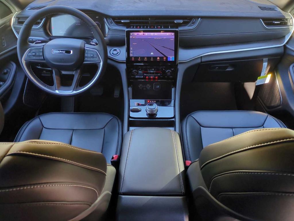 new 2025 Jeep Grand Cherokee L car, priced at $41,604