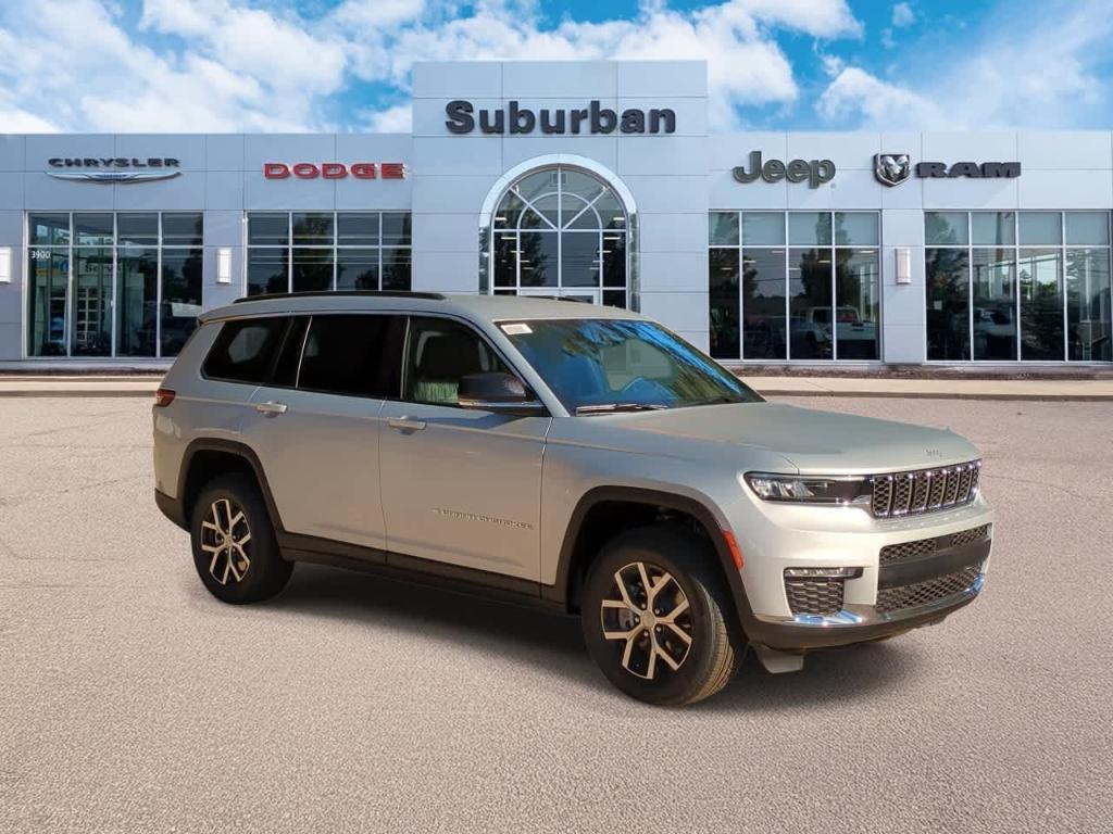 new 2025 Jeep Grand Cherokee L car, priced at $41,604