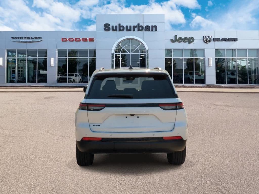 new 2025 Jeep Grand Cherokee car, priced at $36,151