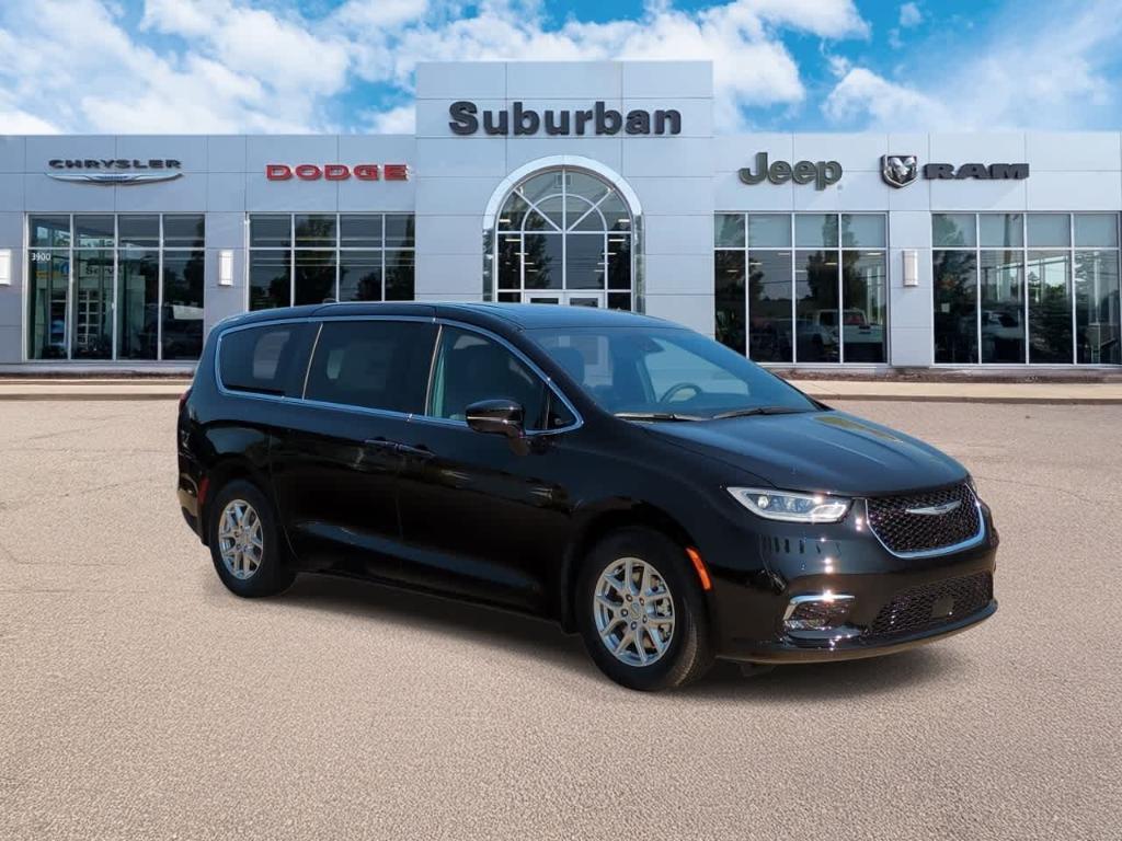 new 2026 Chrysler Pacifica car, priced at $40,637