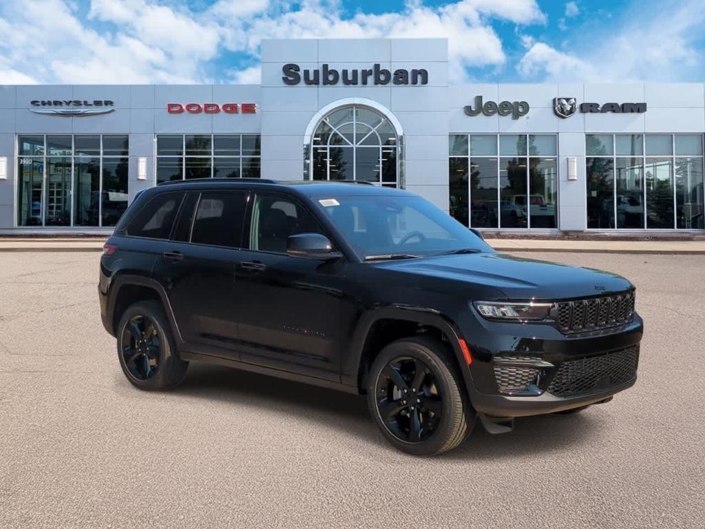 new 2025 Jeep Grand Cherokee car, priced at $39,351