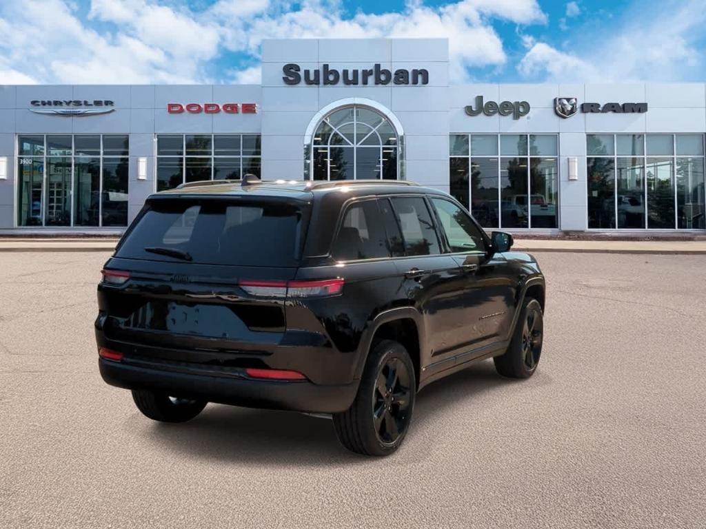new 2025 Jeep Grand Cherokee car, priced at $39,351