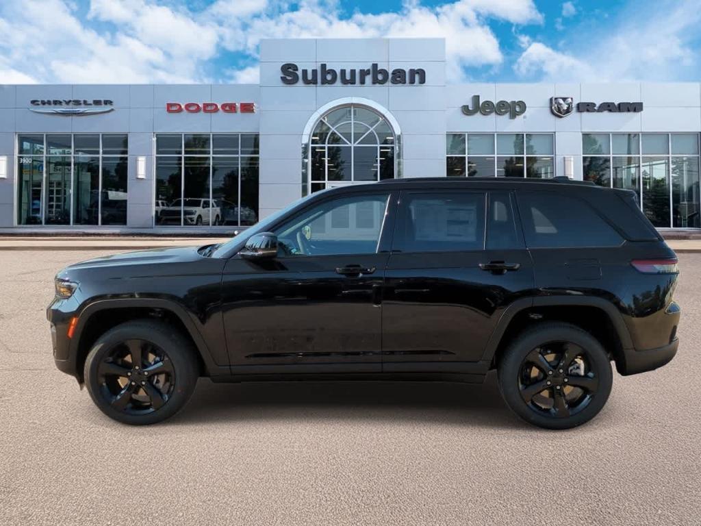 new 2025 Jeep Grand Cherokee car, priced at $39,351