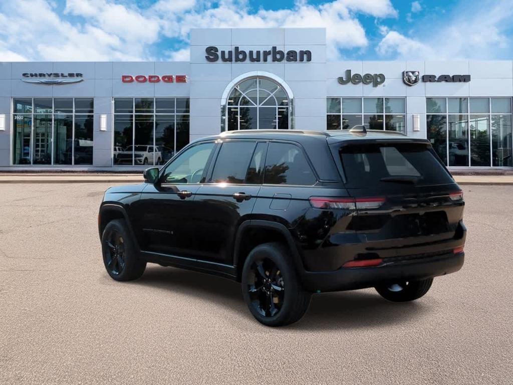 new 2025 Jeep Grand Cherokee car, priced at $39,351