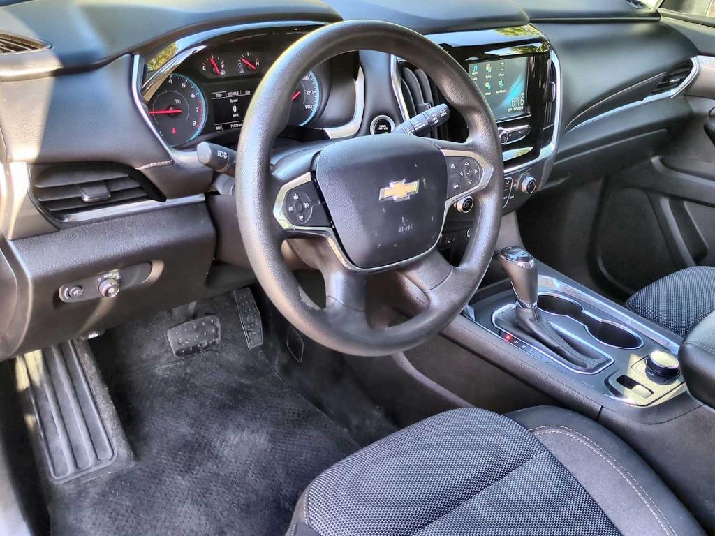 used 2018 Chevrolet Traverse car, priced at $15,488
